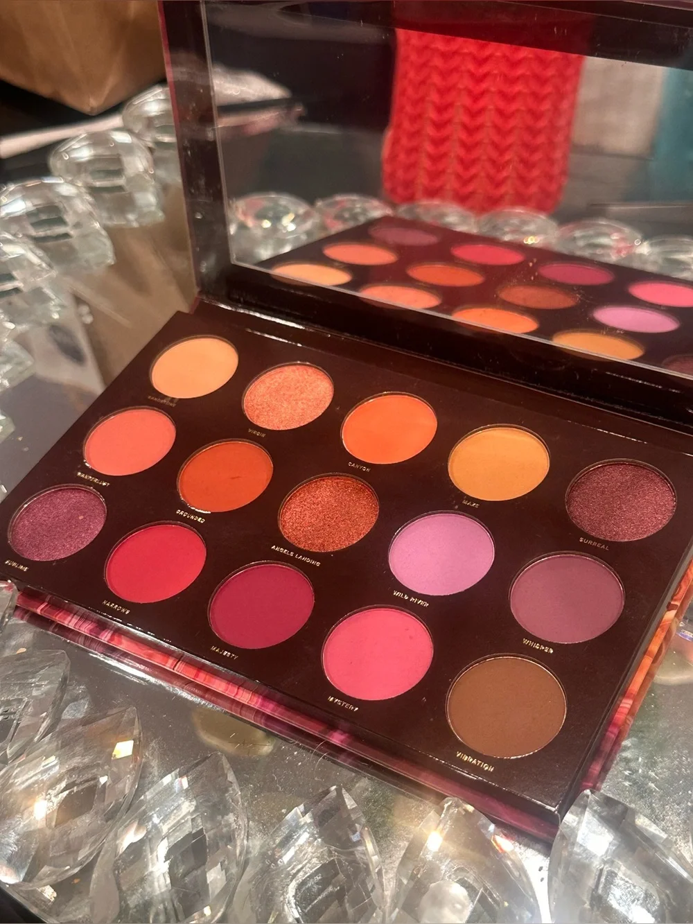 NEW HIPDOT Zion Eyeshadow Palette 15 Shade Vegan Pigment Makeup Palette Pigments